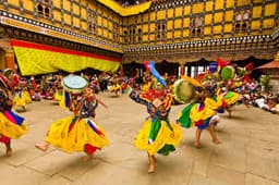 Paro Festival Tour Bhutan – 8 Days Paro Tsechu, Thimphu & Punakha Cultural Package